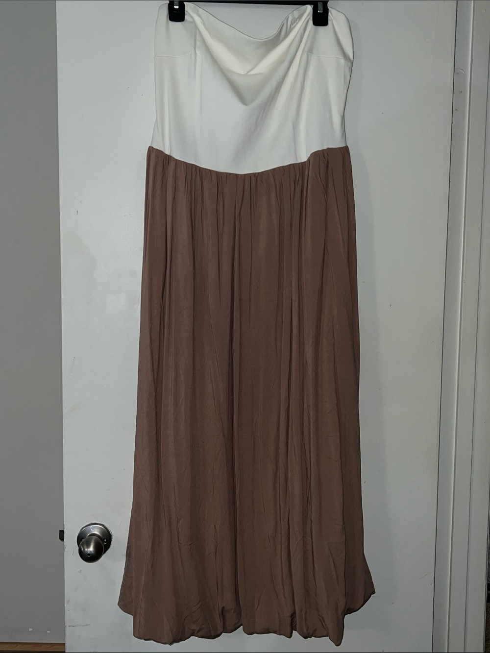 Fashion Nova Strapless Two-Tone Maxi Skirt — White & Brown